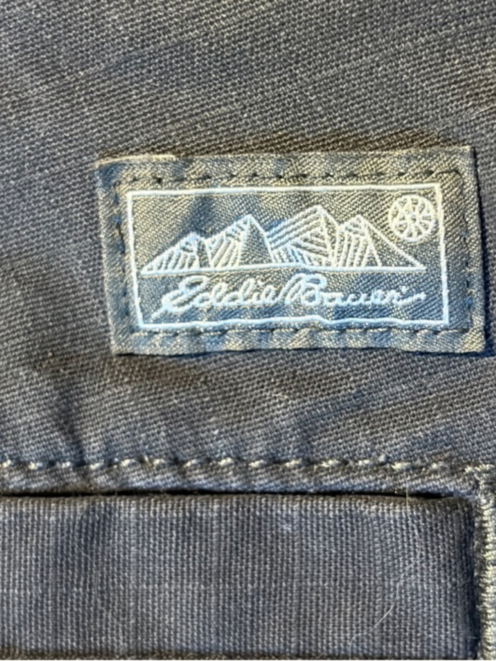 Eddie Bauer Grey Lightweight Hiking Outdoor Shorts 12 - Picture 4 of 4